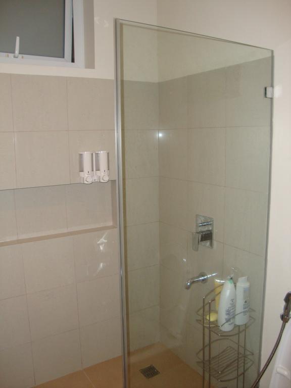 Pico Beach Front Condo Nasugbu Eksteriør billede