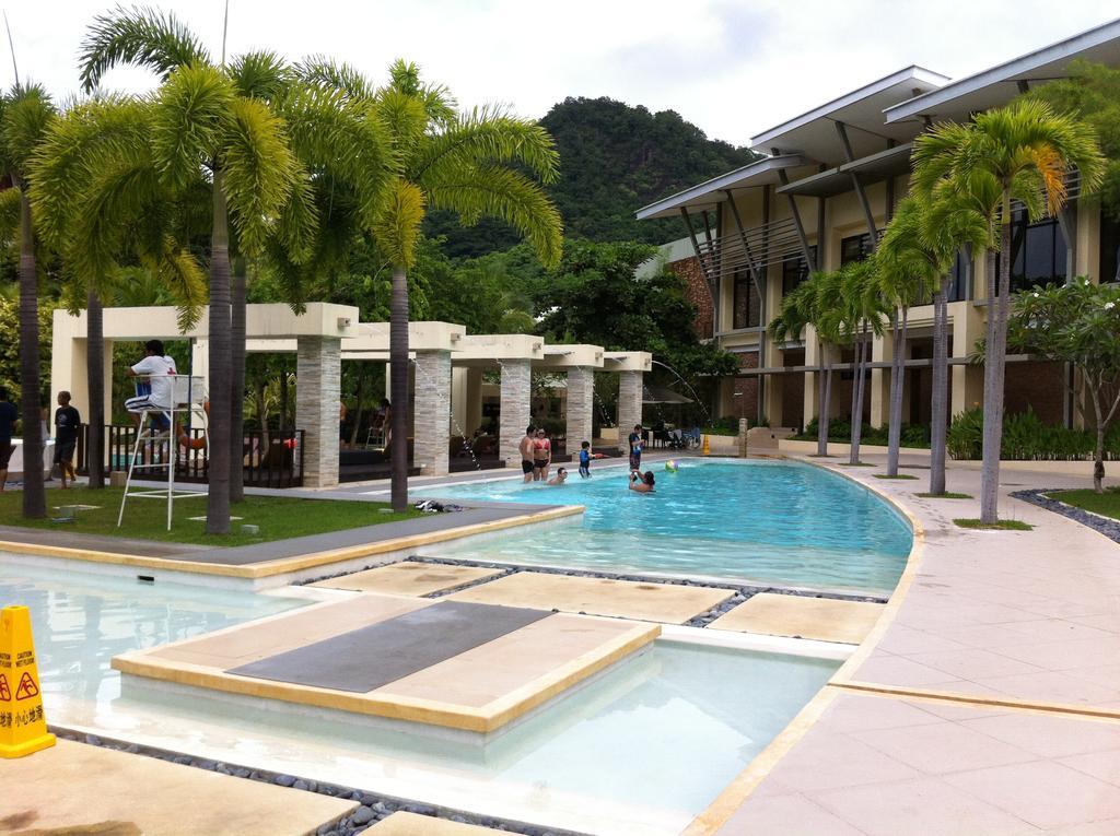 Pico Beach Front Condo Nasugbu Eksteriør billede