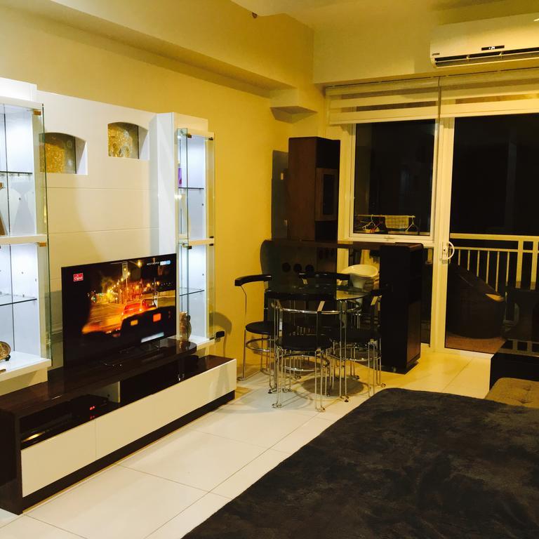 Pico Beach Front Condo Nasugbu Eksteriør billede